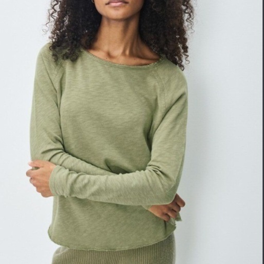 Sonoma Women's Size Medium Everyday Tee Long Sleeve T-Shirt Darker Green Cotton